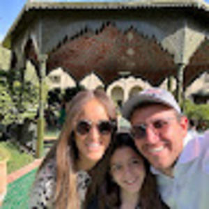 Meet your Posher, Avigail